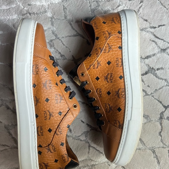 Men’s MCM Classic Low Top Sneakers in Visetos - Picture 5 of 7